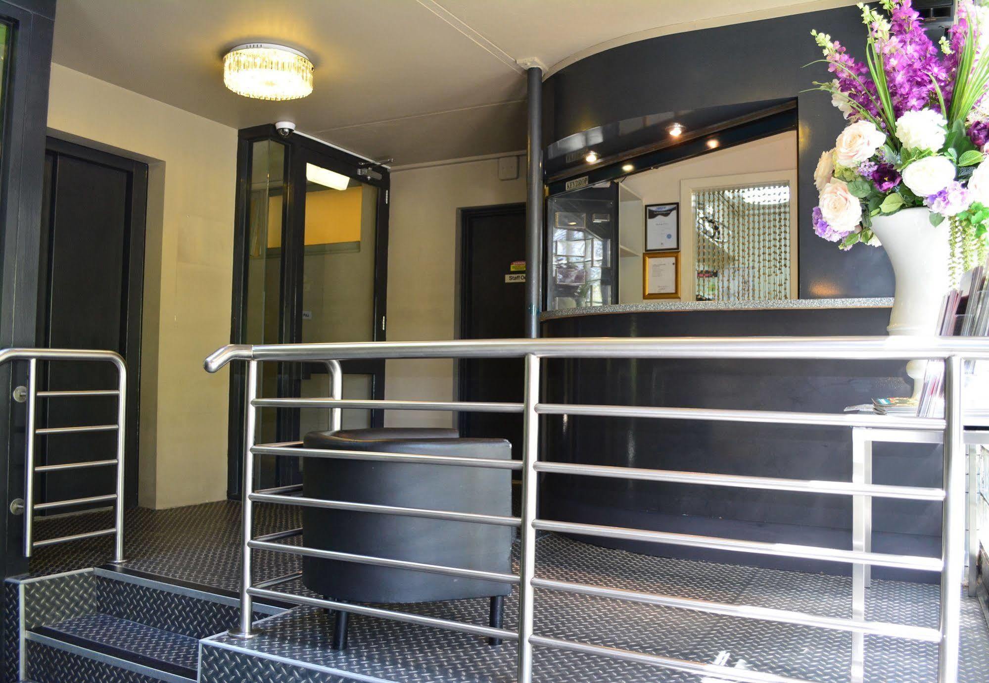 Albert Heights Serviced Apartments Melbourne Exteriör bild