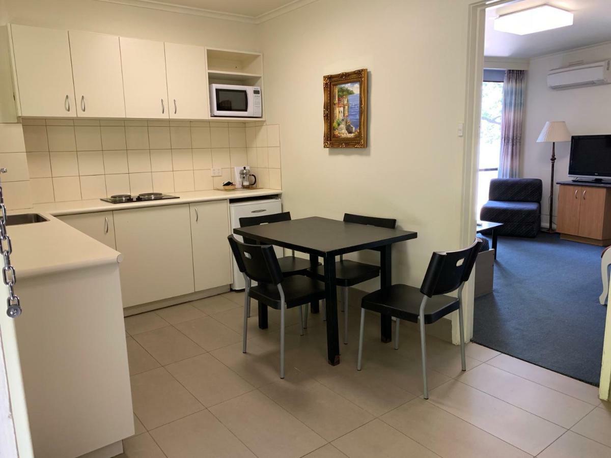 Albert Heights Serviced Apartments Melbourne Exteriör bild